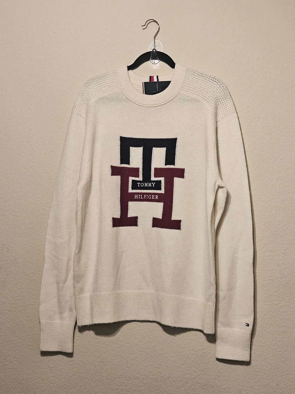 Tommy Hilfiger Men's Cream Logo Crewneck Sweater